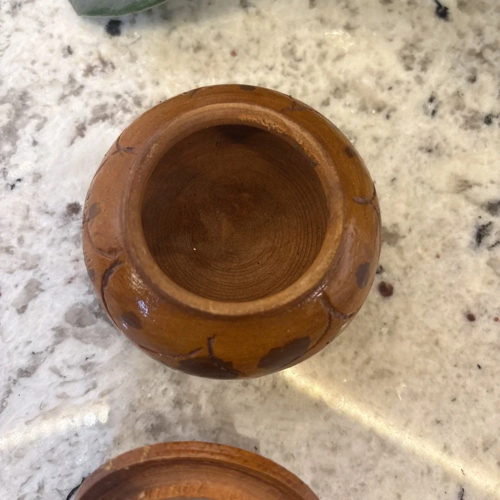 Vintage Wooden‎ Handcrafted Carved Floral Pattern Trinket Jewelry Box